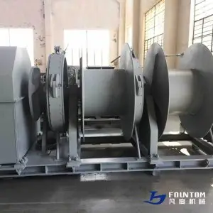 combined_winch_and_windlass