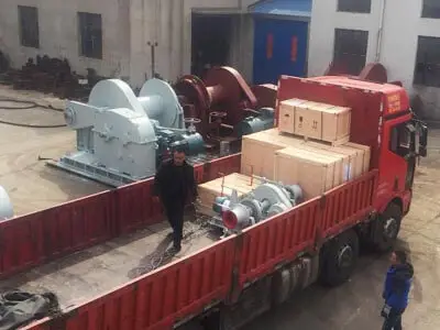 windlass steering gear loading on truck